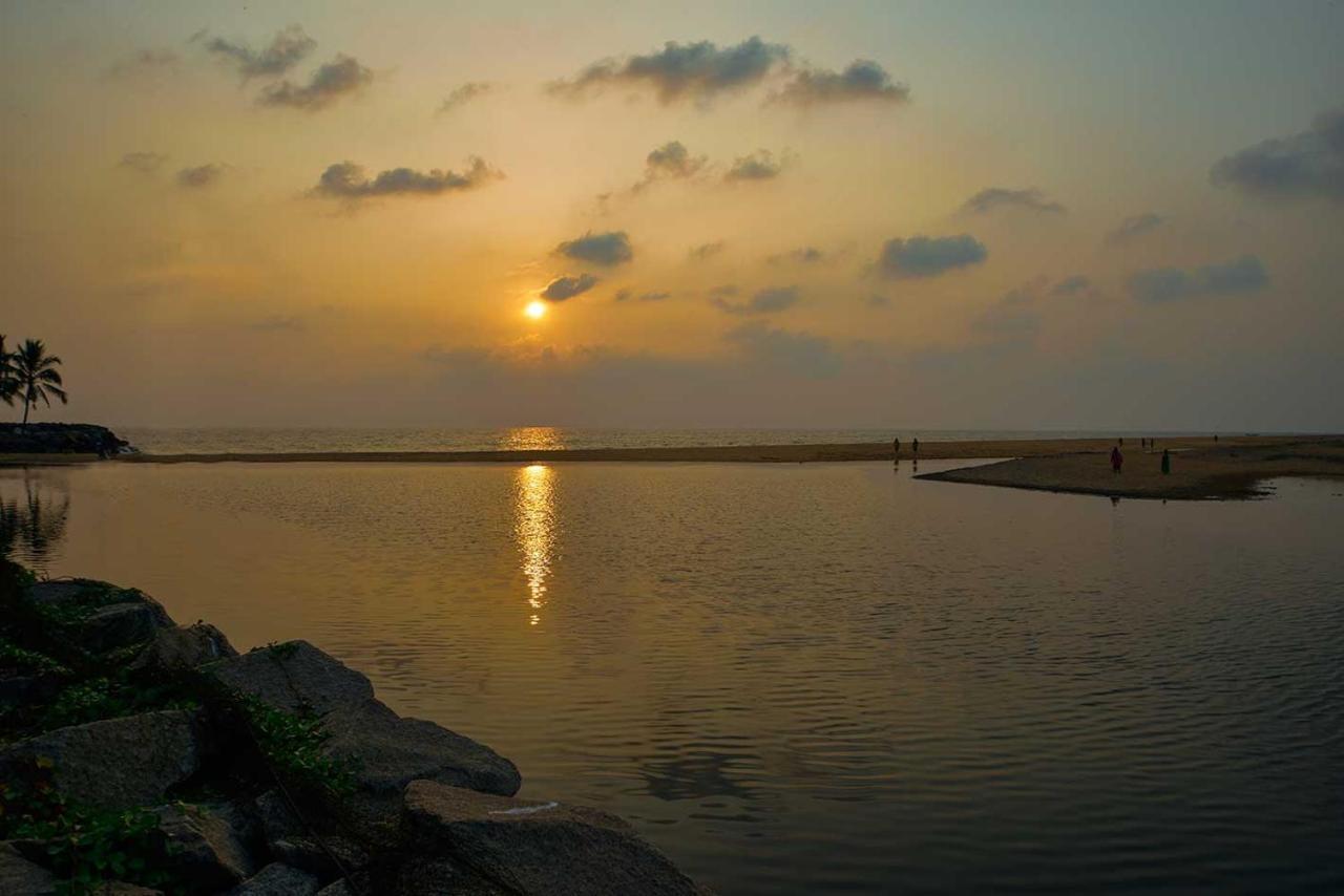 Beach And Lake Ayurvedic Resort, Kovalam Extérieur photo